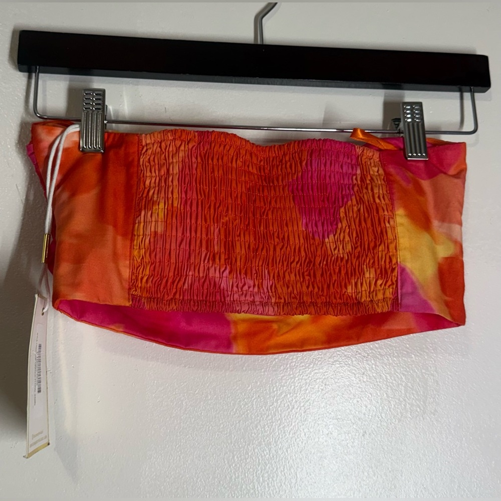 Runaway The Label - Ayla Crop Sleeveless Top in Oralie Orange - Picture 4 of 6